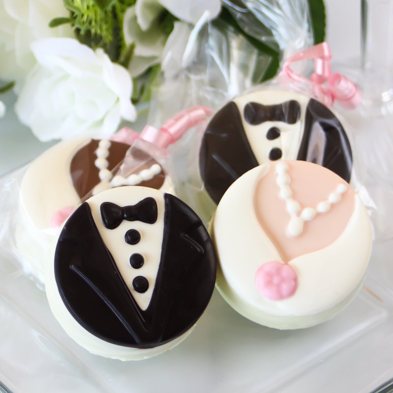 Bride and Groom Oreo Set - Chocolate Works of Bellmore